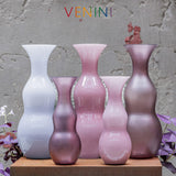 VENINI Vaso Pigmenti Uva in Vetro Soffiato di Murano 516.85 Ambientato