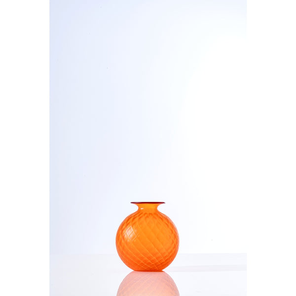 Vaso Monofiore VENINI Balloton Medio Arancione Sabbiato con Filo Indaco in Vetro Soffiato di Murano 100.18 