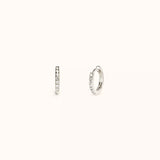ALFYO Orecchini Loop Cerchio realizzato in Oro Bianco 18 carati e Diamanti