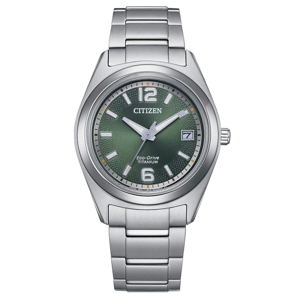 Orologio Donna Citizen Eco-Drive con quadrante verde e bracciale in titanio OF Supertitanio Lady FE6151-82X