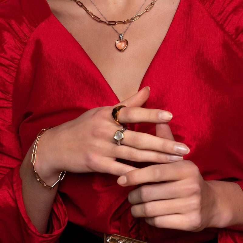Collana donna Ti Sento in argento con pendente a cuore con bordo rosè e cristallo color rossa pallido 6800NU Indossato2