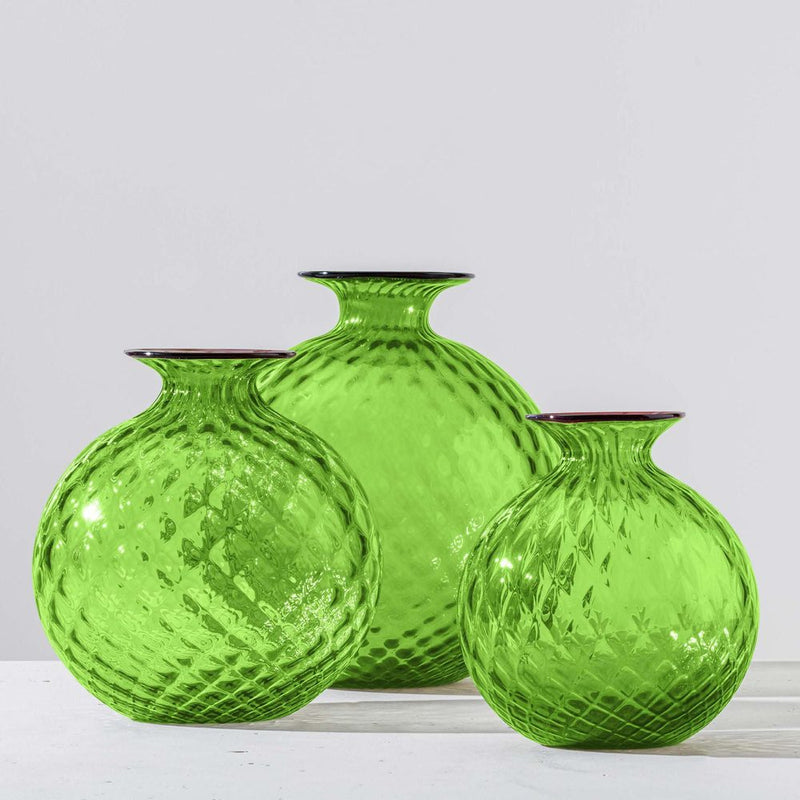 VENINI Vaso Balloton Medio Color Verde Erba in Vetro Soffiato di Murano 100.16 Variante1