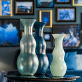 VENINI Vaso Satin Pigmenti Grande Blu Orizzonte in Vetro Soffiato di Murano 516.86 Ambientato1